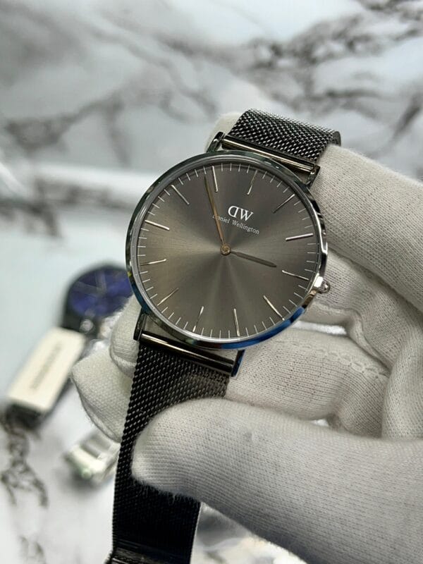 Daniel Wellington MENS WATCH - Image 2