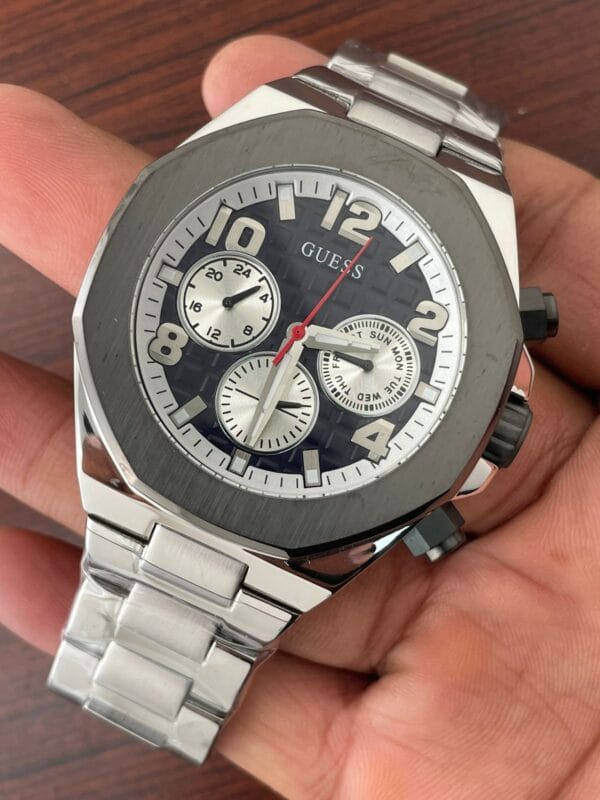 GUESS MENS WATCH - Image 2